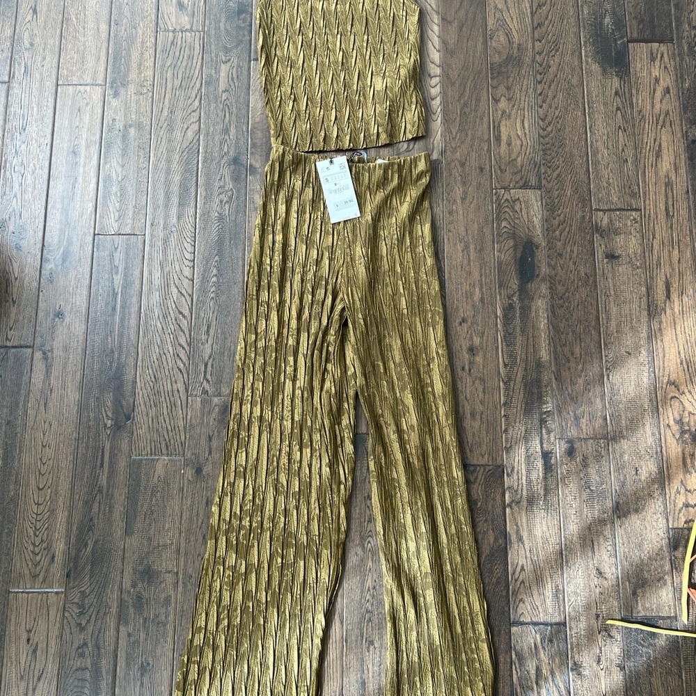 Zara Pleated Khaki Jacquard Set